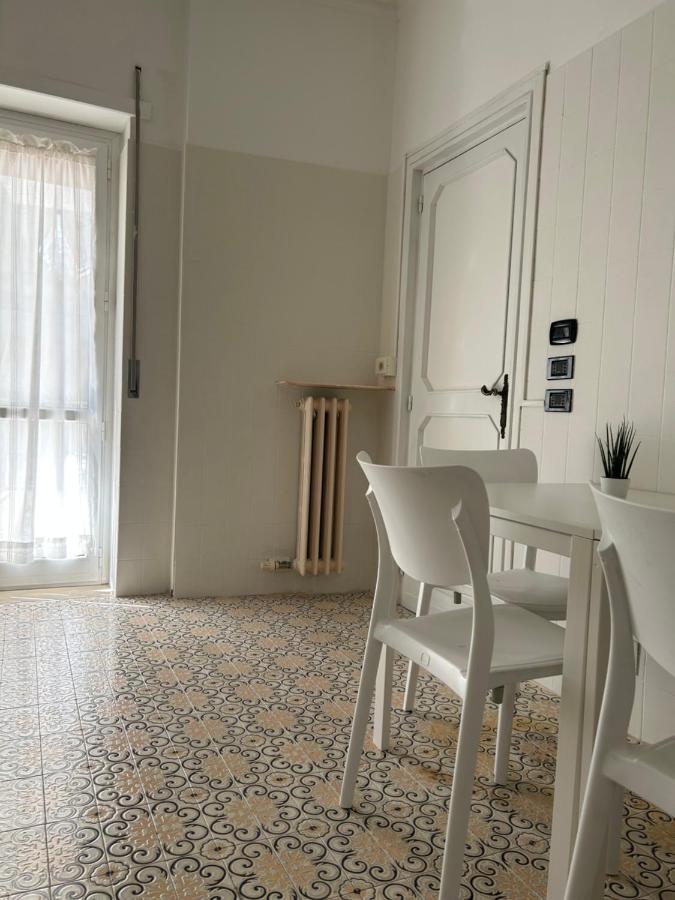 Interno 9 호텔 바리 외부 사진